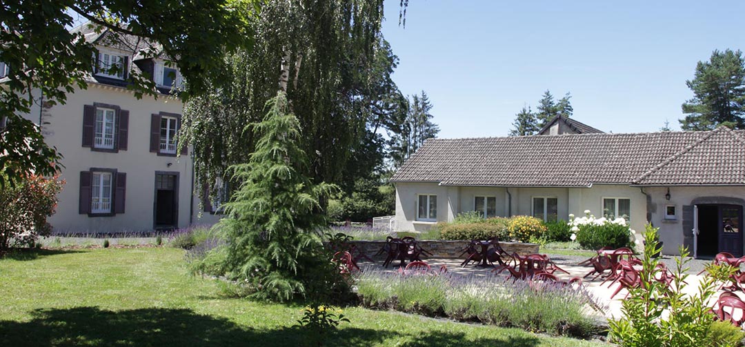 exterieur-chateau-de-la-bruyere-2 Extérieur Château de la Bruyère